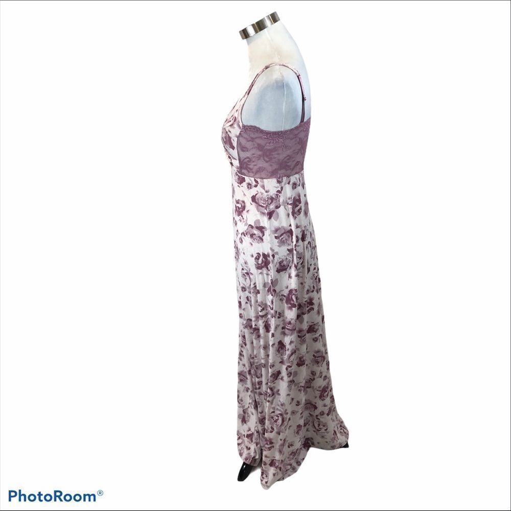 La Vie En Rose‎ Long Lace Insert Floral Nightgown S